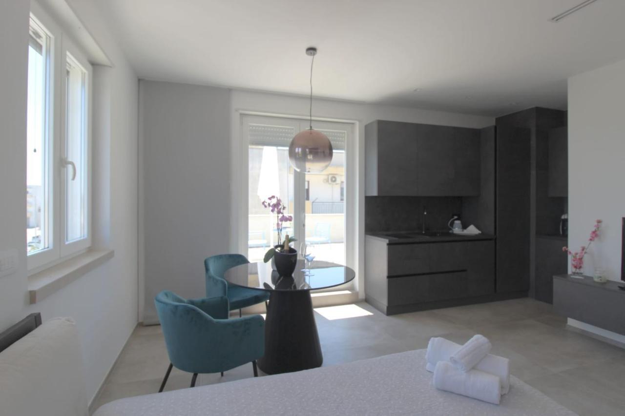 הוילה אוסטוני Casa Lindos מראה חיצוני תמונה